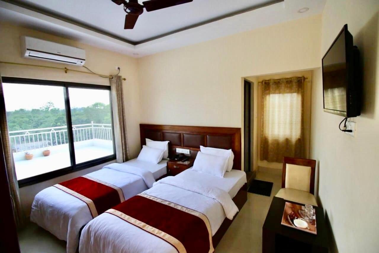 Hotel Suramma Rummindei Ngoại thất bức ảnh